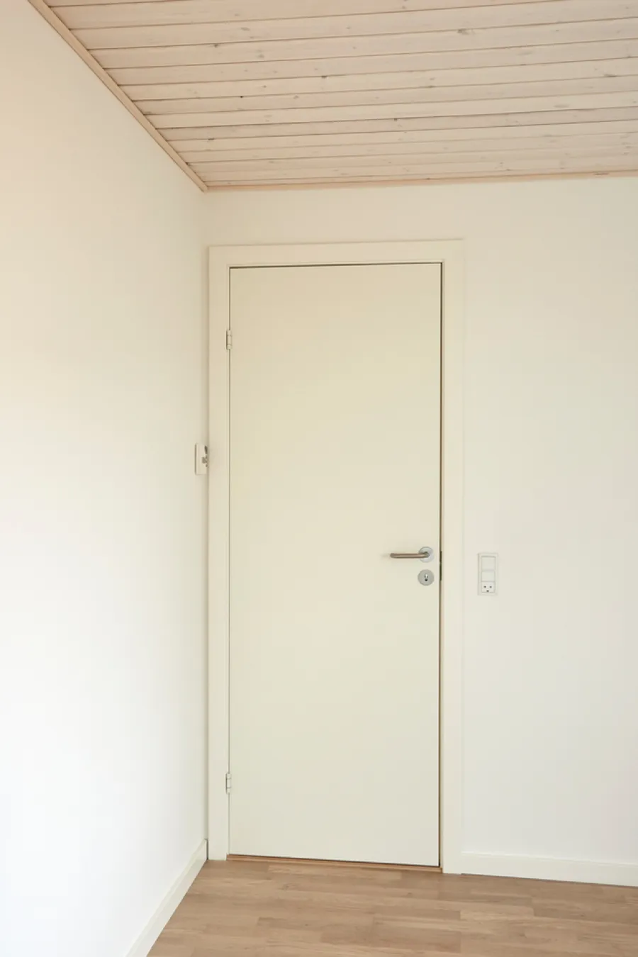 Torso Fix-it hvitmalt celledør 82,6 cm - Optimal | Dører & Karmer