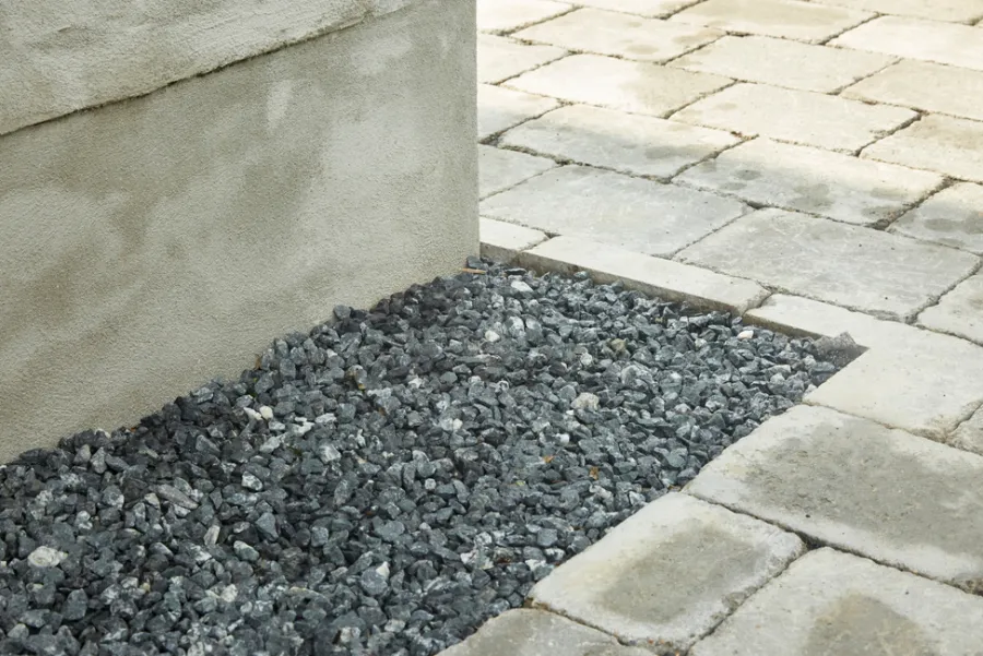 Safestone by ZURFACE Safestone dekorstein 25 kg - Sortkoks Hyperit | Grus Og Stein