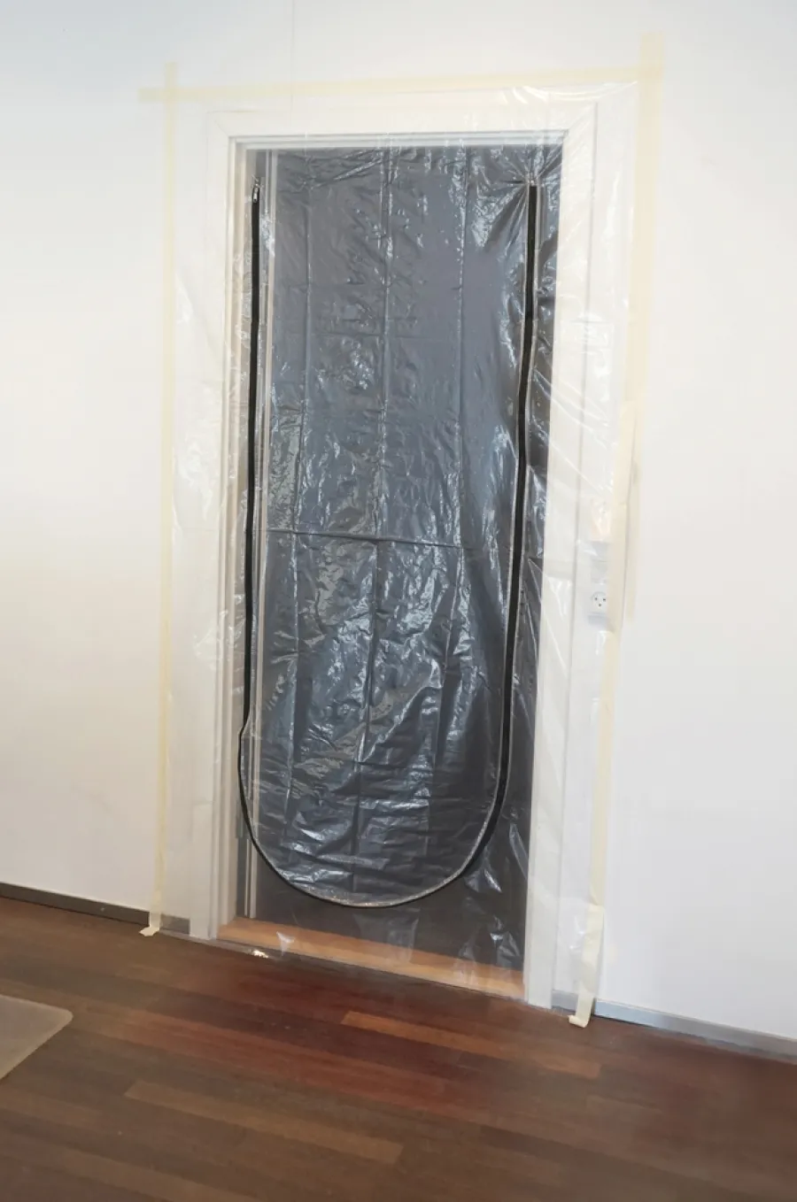 Luxi Støvdør 120 x 220 cm | Maskering