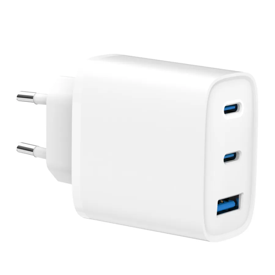 Elworks USB/USB-C lader 3 uttak 65 W | Kabler & Adaptere